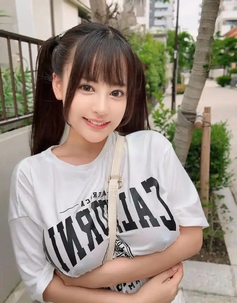 电影《星际穿越》封面
